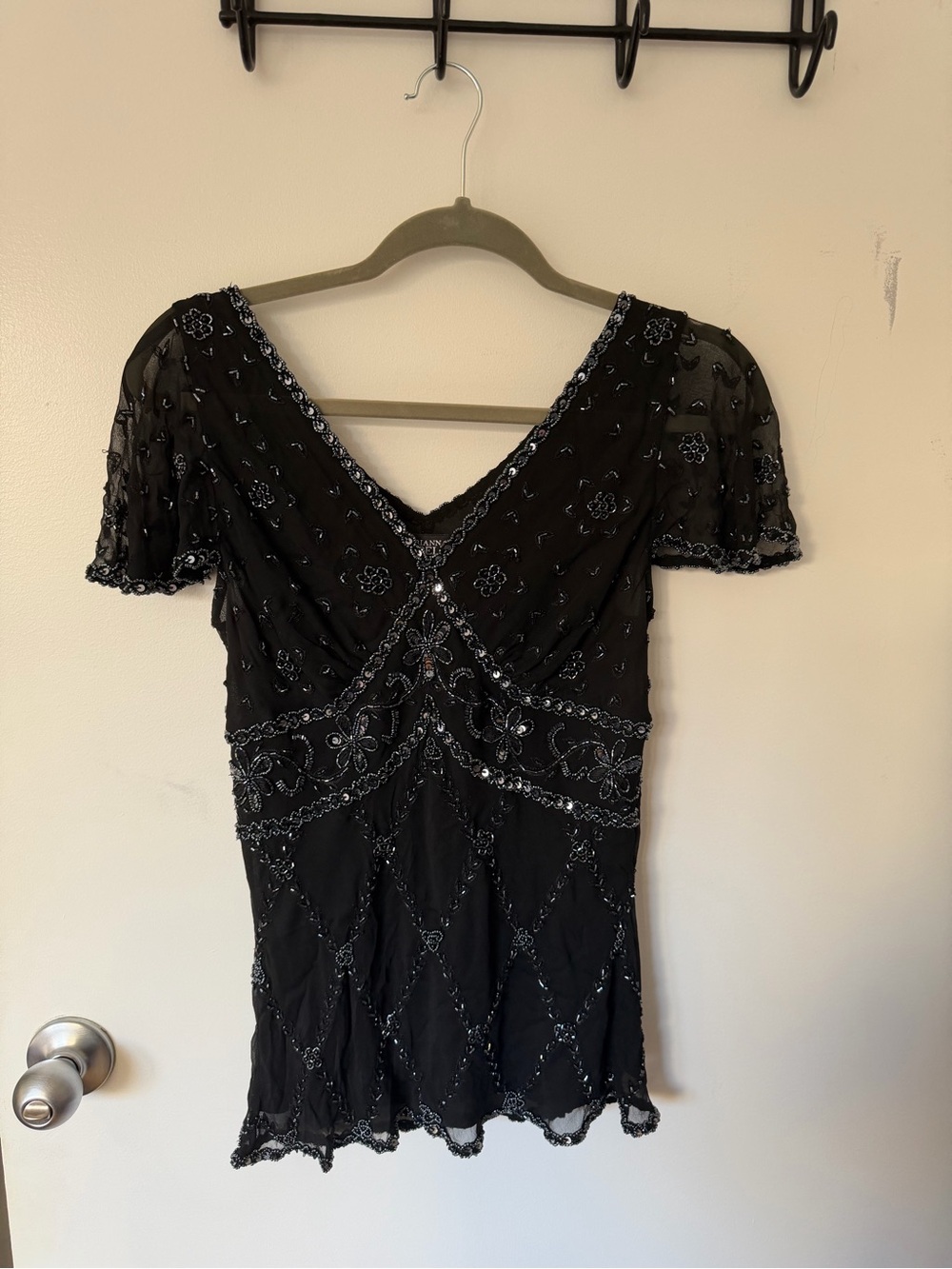 Adrianna Papell Vintage Black Beaded V-Neck Top - Picture 2 of 10